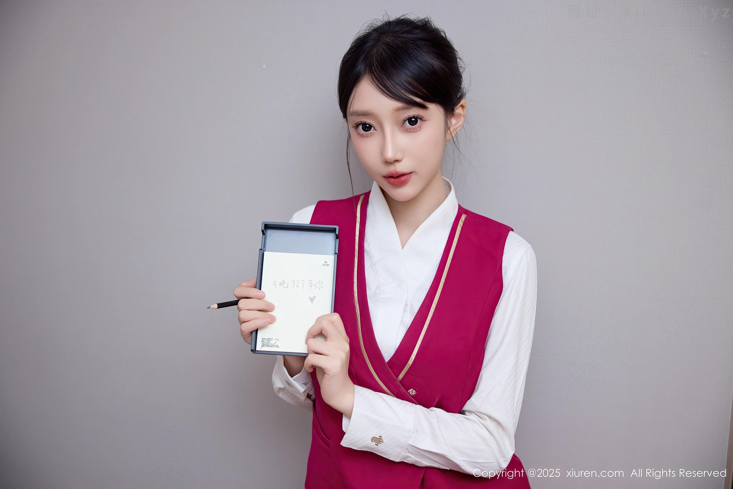 图片[4]-[XiuRen秀人网]VOL.10620 模特玥儿玥er性感空姐制服配超薄黑丝秀曼妙身姿迷人诱惑写真70P-秀人网官方网站